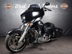 HARLEY-DAVIDSON - FLHX Street Glide