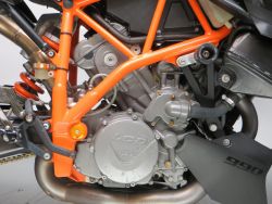 KTM - 990 SUPERDUKE R KTM 990 SUPER