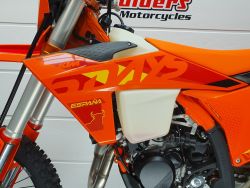 KTM - 300 EXC TBI SIX DAYS KTM 300 E