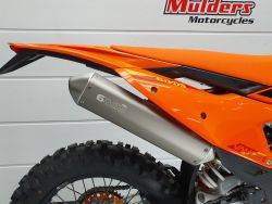 KTM - 300 EXC TBI SIX DAYS KTM 300 E