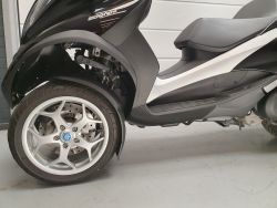 PIAGGIO - MP3 500 LT PIAGGIO MP3 500 LT