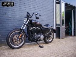 HARLEY-DAVIDSON - Sportster 883 Roadster