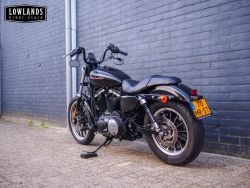 HARLEY-DAVIDSON - Sportster 883 Roadster