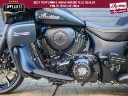 INDIAN - Roadmaster Dark Horse