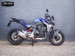 F 900 R