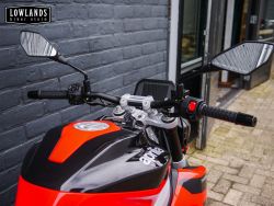 APRILIA - Tuono 457 Piranha Red