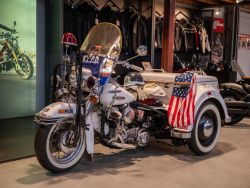 HARLEY-DAVIDSON - Servicar